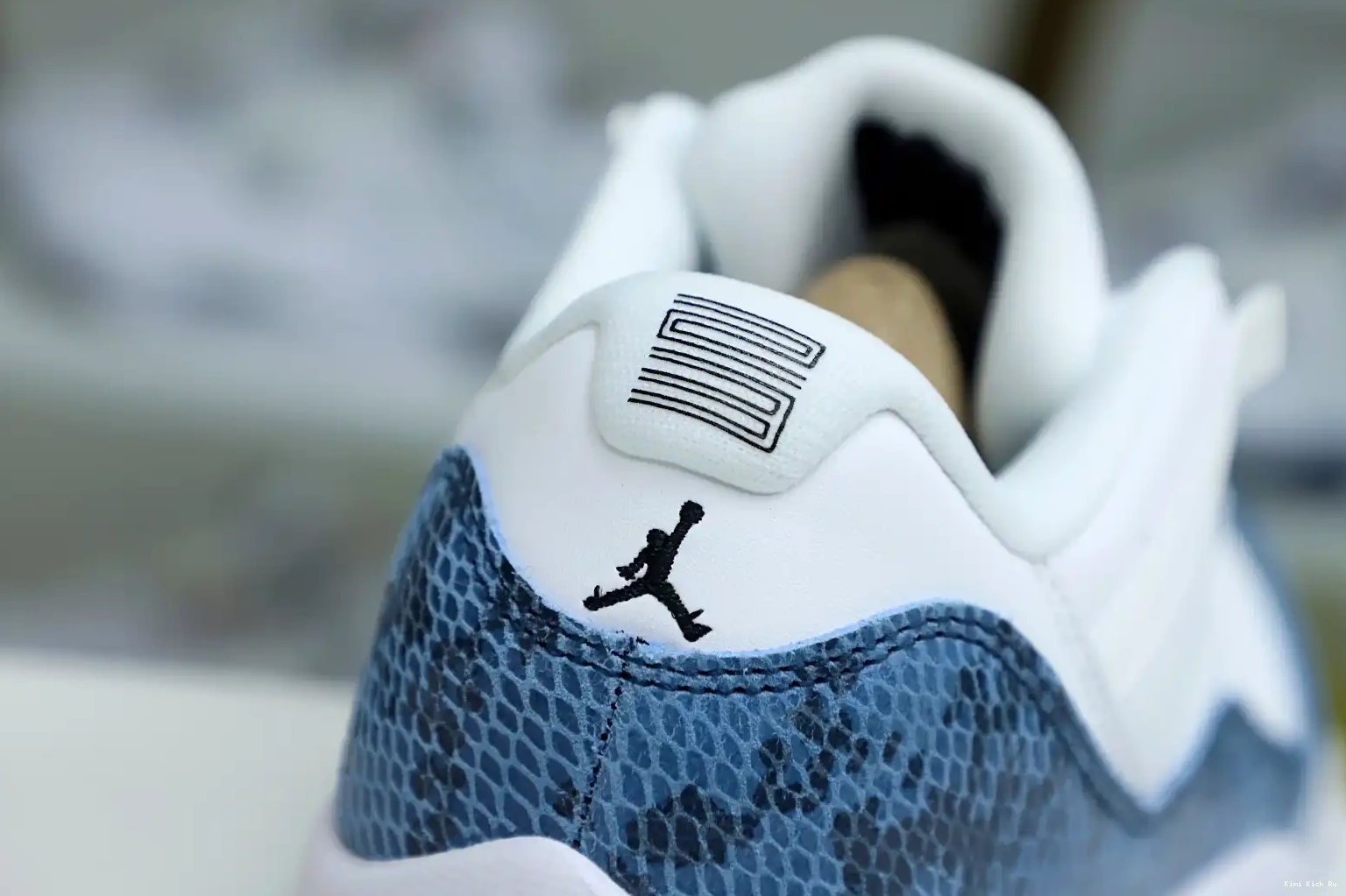 Kimikick Air Jordan snakeskin” 11 Jordan “navy 0615
